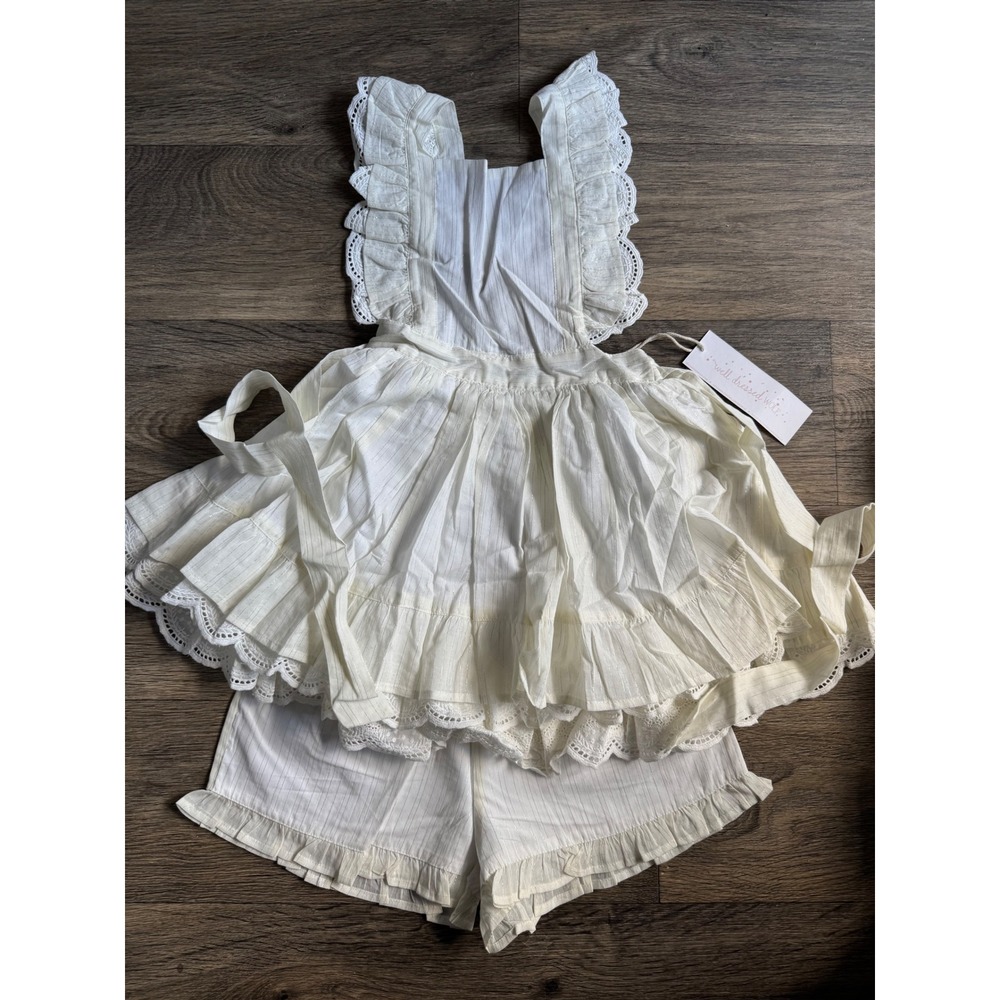 Well Dressed Wolf Girls Two Piece Naomi Set Size 8 (Flaw-read description)